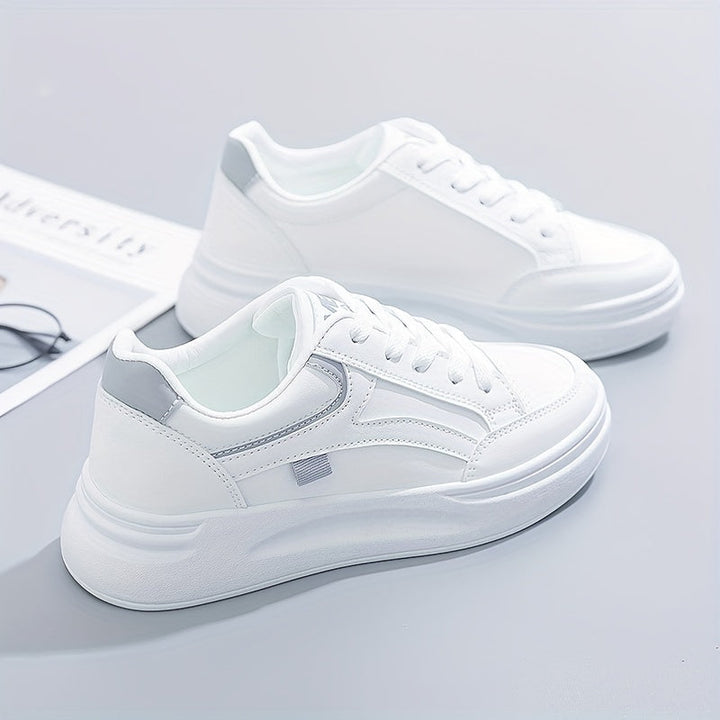 Eleganti Sneakers Bianche Leggere e Confortevoli
