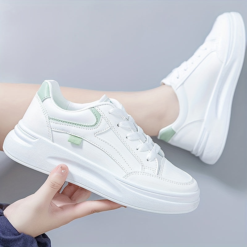 Eleganti Sneakers Bianche Leggere e Confortevoli