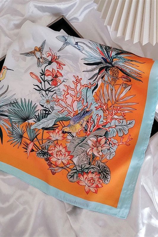 Cecile Foulard (100% seta - 68cm)