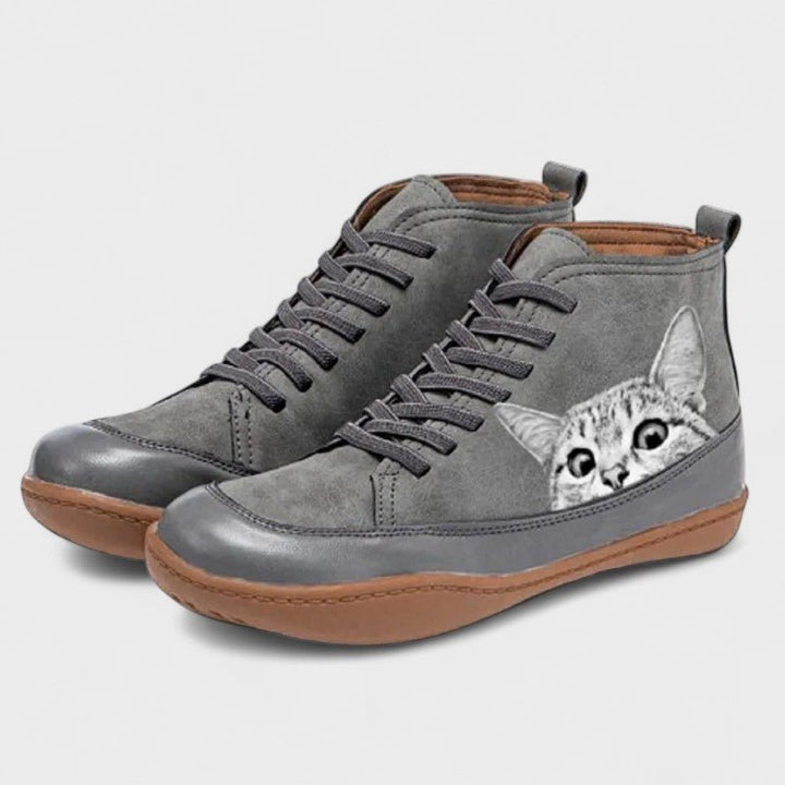 Ferrero™ Sneakers – per gli amanti dei gatti