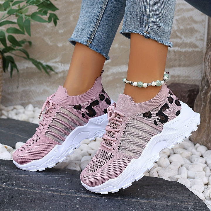 Scarpe da ginnastica comode e traspiranti