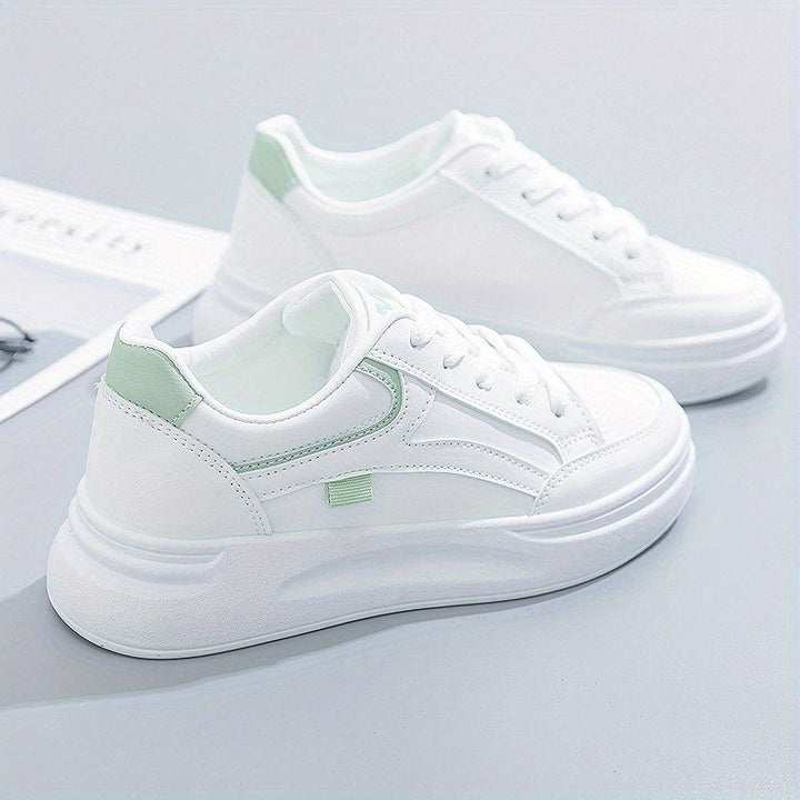 Eleganti Sneakers Bianche Leggere e Confortevoli